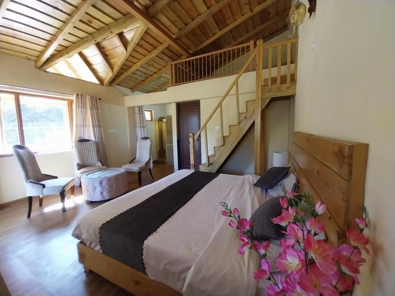 Anmol Paradise Hotell Mukteshwar Exteriör bild