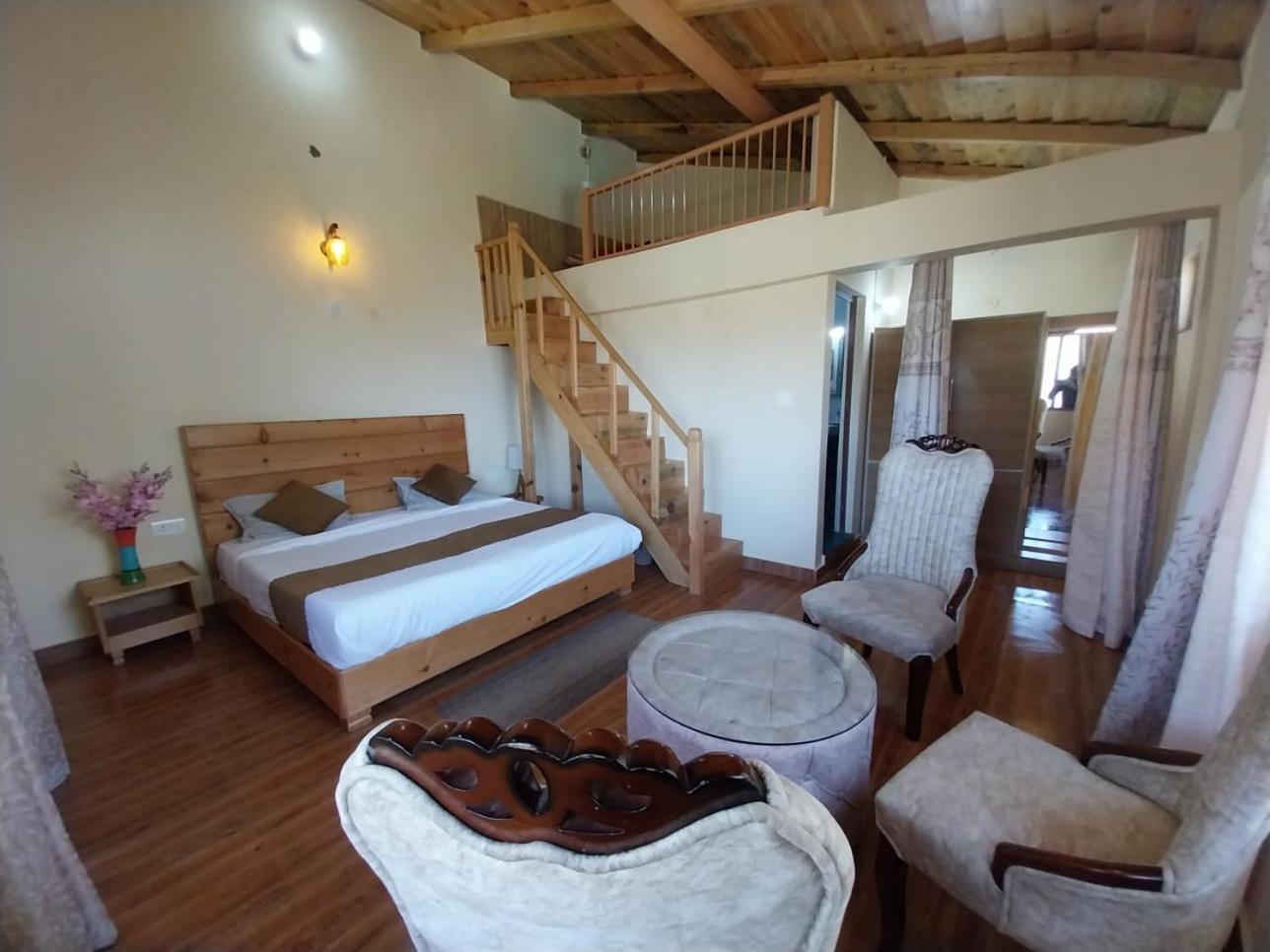 Anmol Paradise Hotell Mukteshwar Exteriör bild
